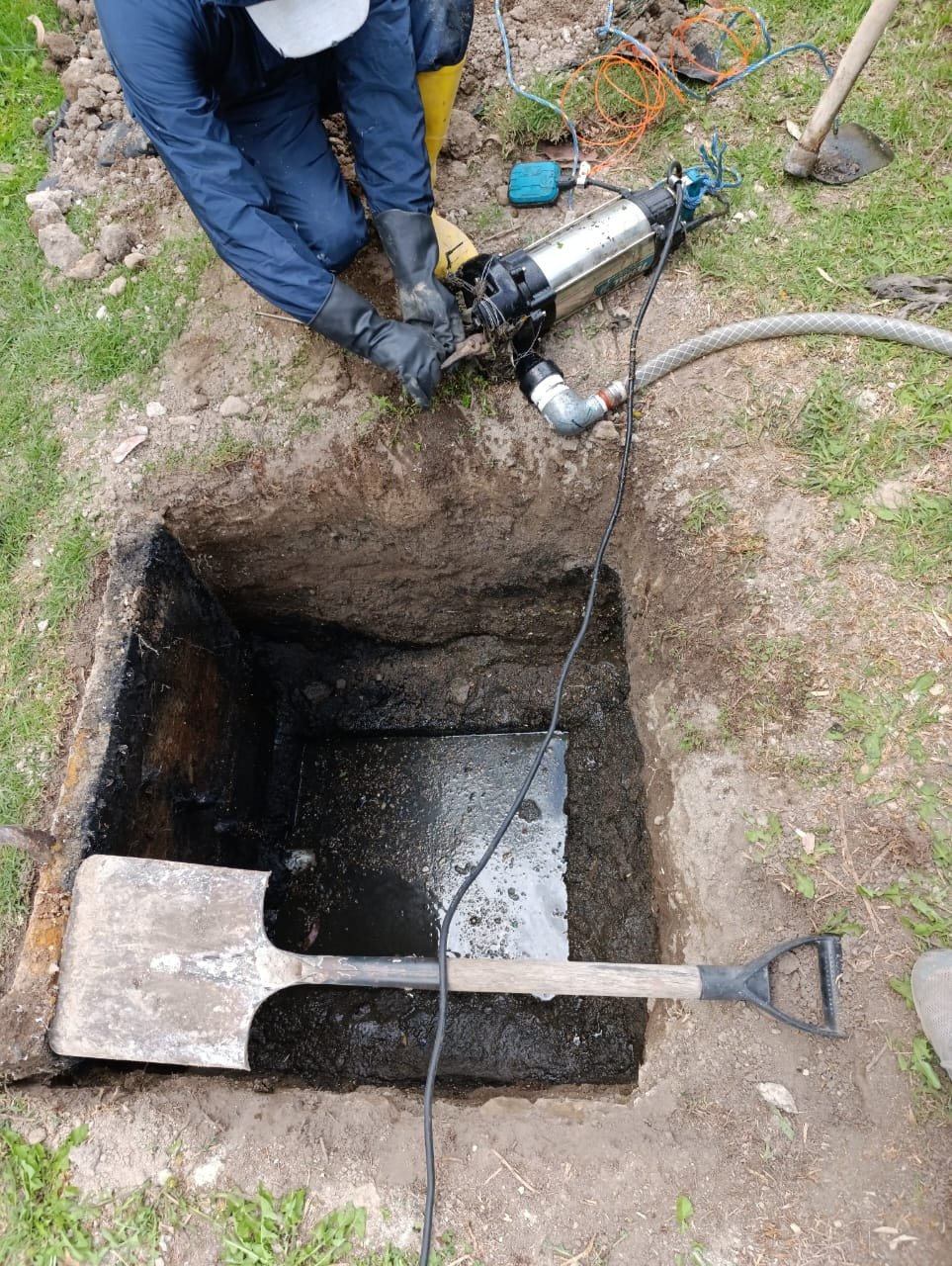 Reparación de fuga de agua en tubería